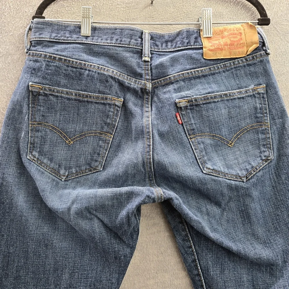 Levis *please carefully